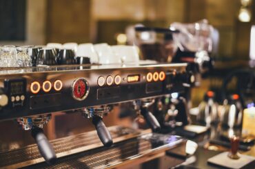 Discover the best cafe franchise opportunities.